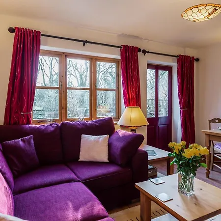 Travel Fox Cottages- Swimming Lake, Bbq Hut, Games Area - Alton Towers Froghall Exterior photo