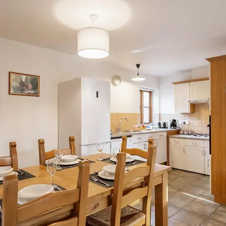 Travel Fox Cottages- Swimming Lake, Bbq Hut, Games Area - Alton Towers Froghall Exterior photo