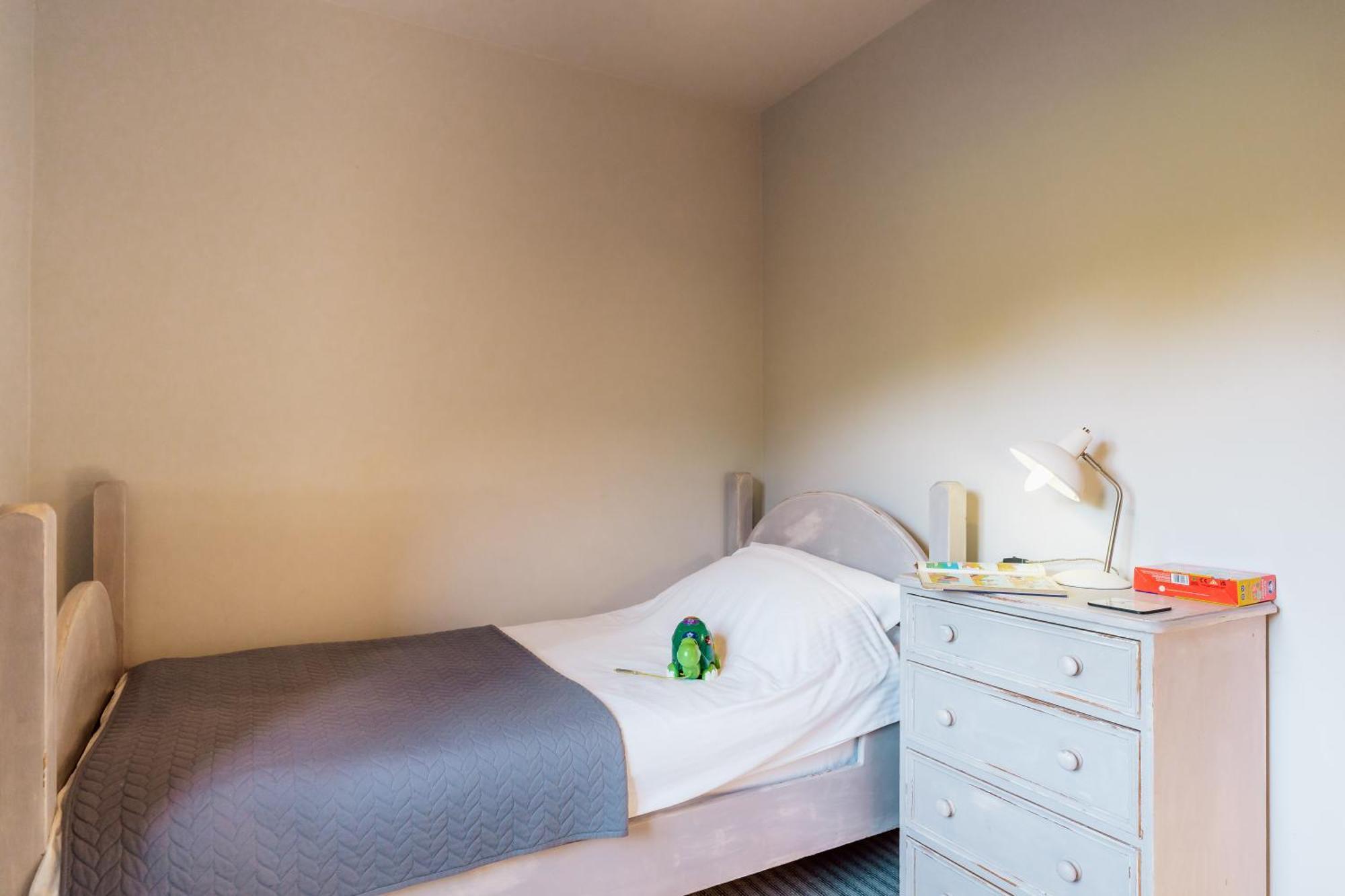 Travel Fox Cottages- Swimming Lake, Bbq Hut, Games Area - Alton Towers Froghall
