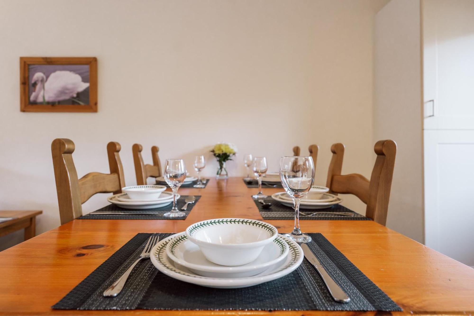 Travel Fox Cottages- Swimming Lake, Bbq Hut, Games Area - Alton Towers * Froghall